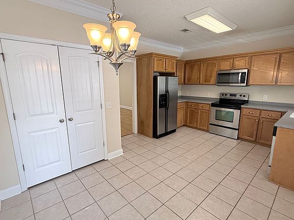 2nd image of 500D Bradwell St
