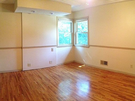5th image of 14917 Deerwood Dr