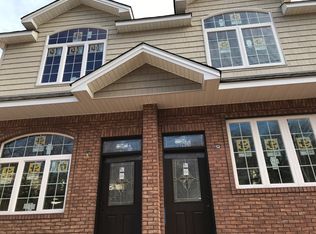 808 Richmond Rd, Staten Island, NY 10304