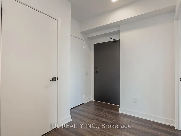 609 Sherbourne St #3709 — Photo 7