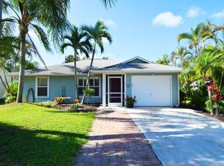 3826 SE Middle St, Stuart, FL 34997