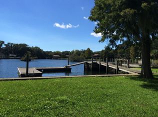 462 NW 8th Ave, Crystal River, FL 34428