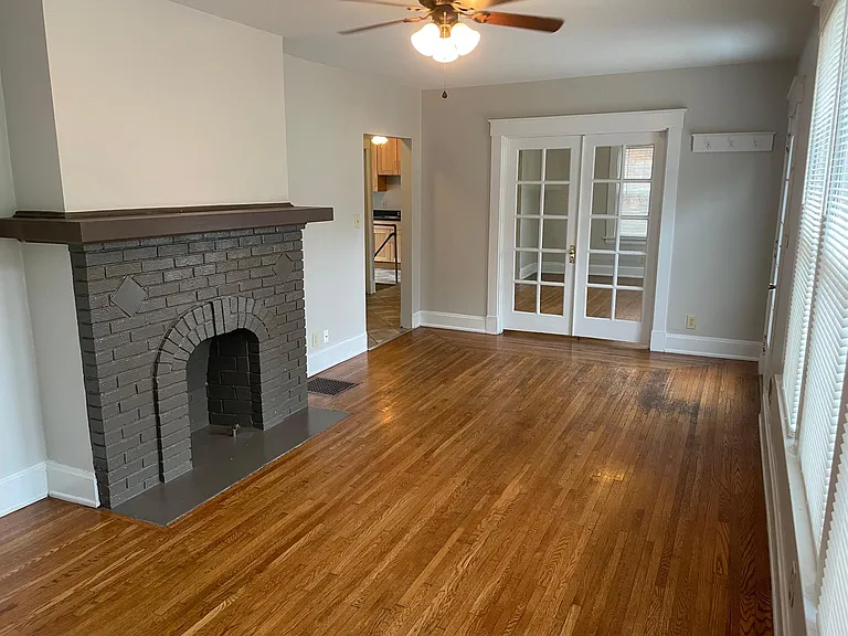 735 S Grand Ave — Photo 5