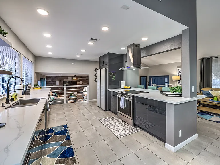 950 Elysian Dr — Photo 4