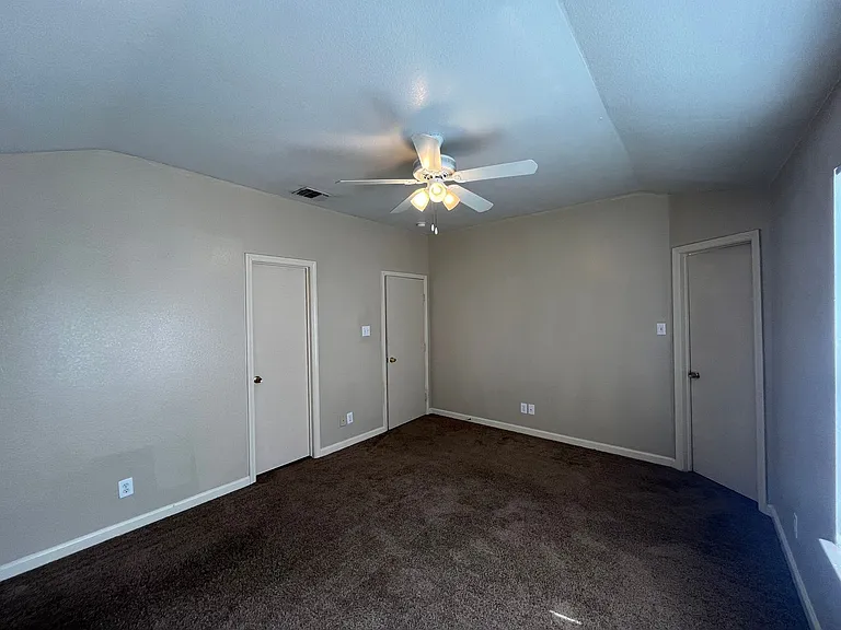 5202 Fountain Lake — Photo 16