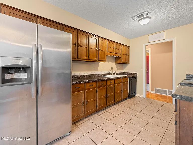 7188 Skidmore Cv — Photo 11