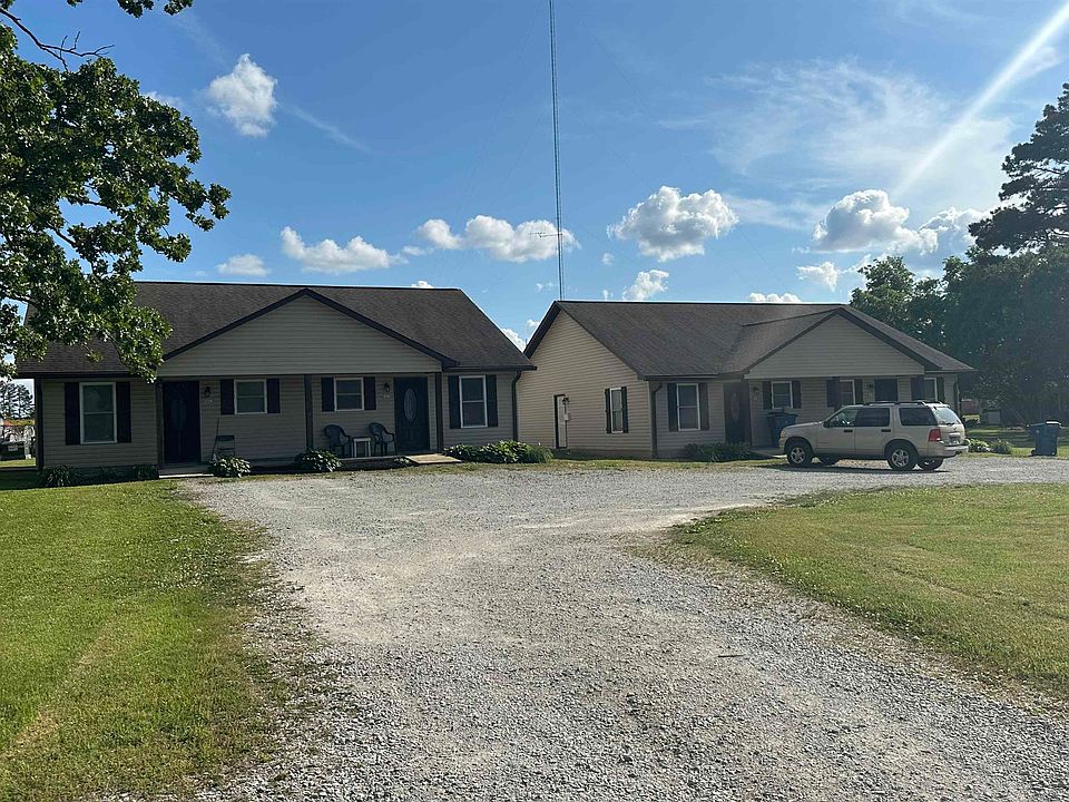 1st image of 207AB 209ab Willow Dr #207A-207B-209B