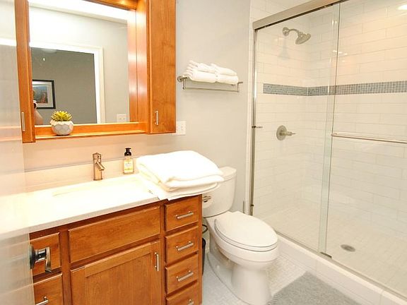 5th image of 1537 N Wicker Park Ave #1539-G