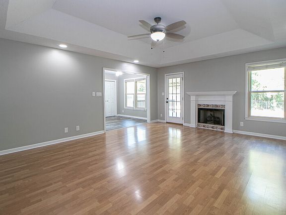 2nd image of 2202 Kim Dr