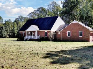 14151 Black Horse Ln, Lanexa, VA 23089