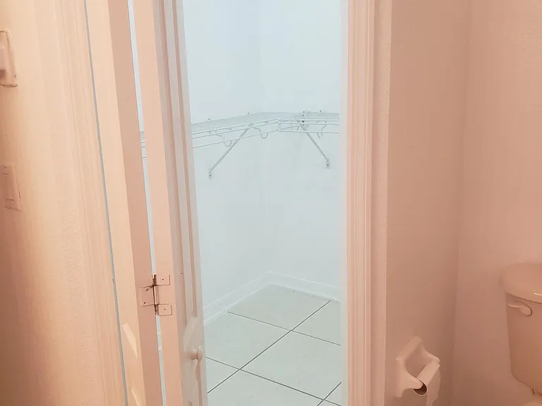 9967 Shadow Creek Dr — Photo 20