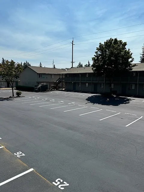 Rockwood Park Apartments — Photo 3