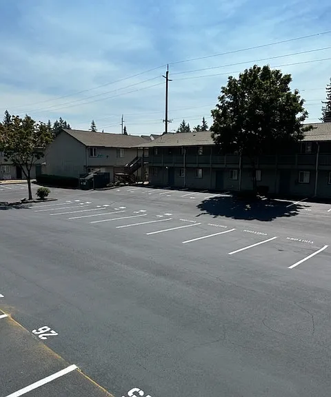 Rockwood Park Apartments — Photo 3