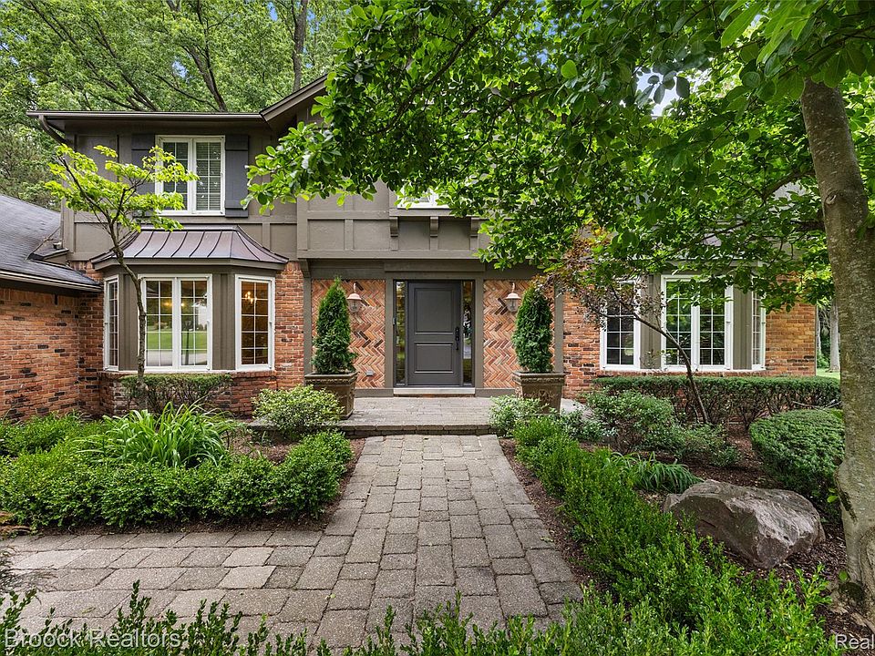 1st image of 4627 Sunningdale Dr