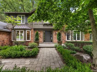 4627 Sunningdale Dr, Bloomfield Hills, MI 48302
