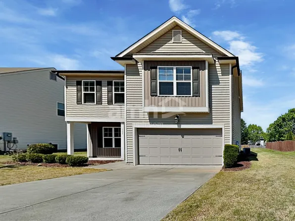 105 Shore Pine Dr, Youngsville, NC 27596