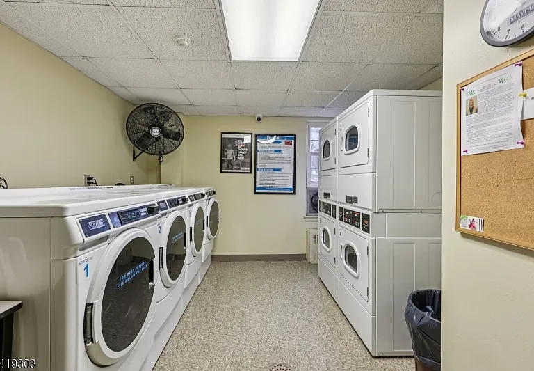 5 Roosevelt Pl #1E — Photo 17