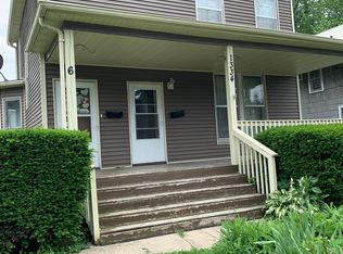 1334 S Carroll Ave, Freeport, IL 61032
