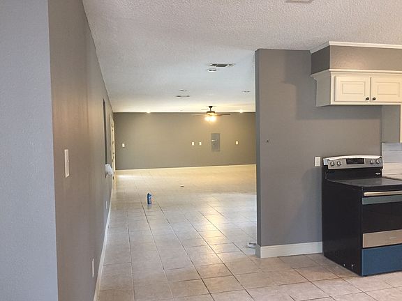 2nd image of 26173 Shadowbrook Ave