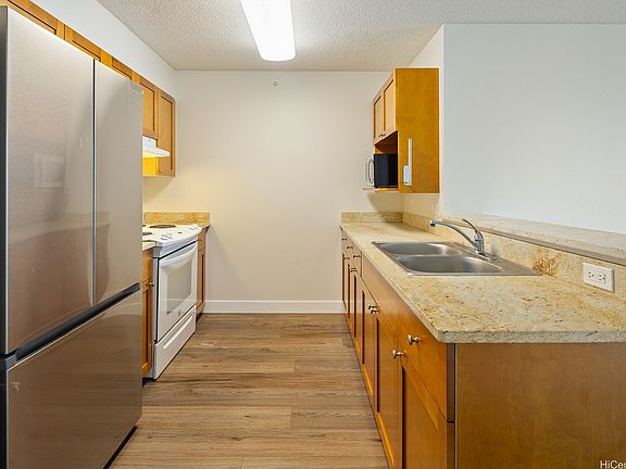 5th image of 801 South St APT 2002