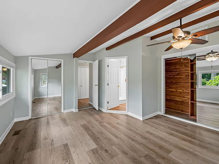 530 Highland Dr — Photo 7