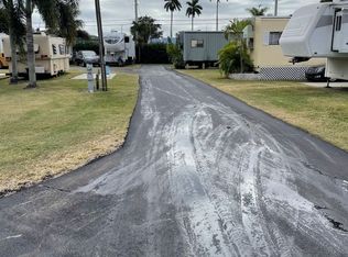 299 W Main St #C1, Pahokee, FL 33476