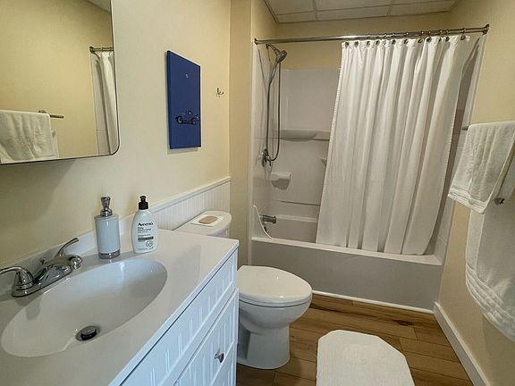 5th image of 81 Pearl St #203