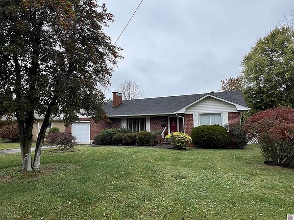 2nd image of 807 Wright St