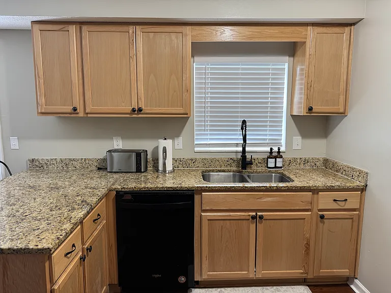 1237 Redeemer Dr — Photo 7