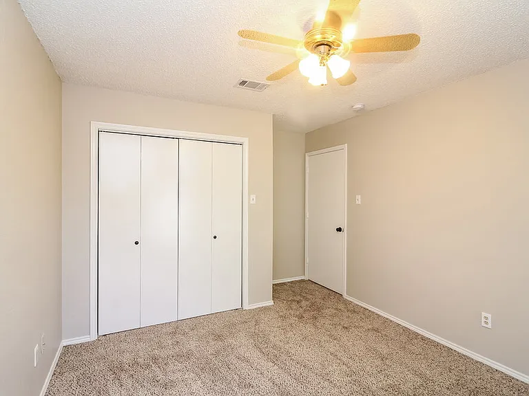 7709 Harmony Dr — Photo 12