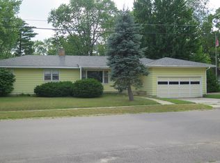 416 S Evergreen St, Wautoma, WI 54982