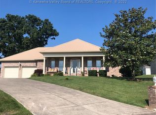 208 Sun Valley Ests, Scott Depot, WV 25560