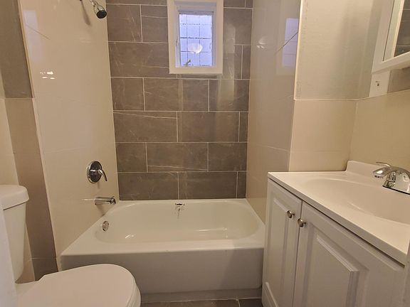 5th image of 104 Romaine Ave APT 5