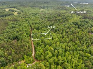 128 Sweetbriar Trl, Westminster, SC 29693