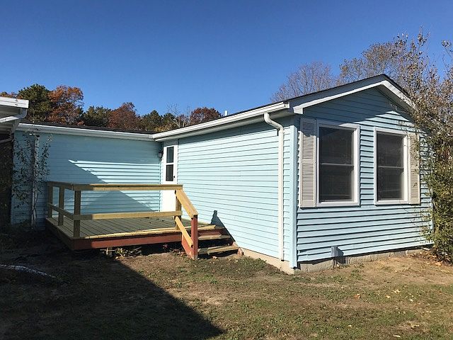 1st image of 156 Village Cir W