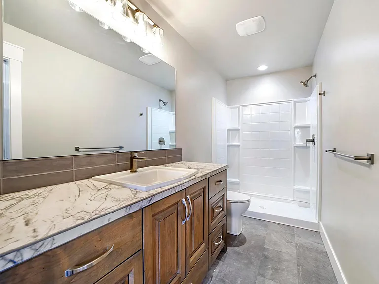 815 Jack Ave — Photo 11