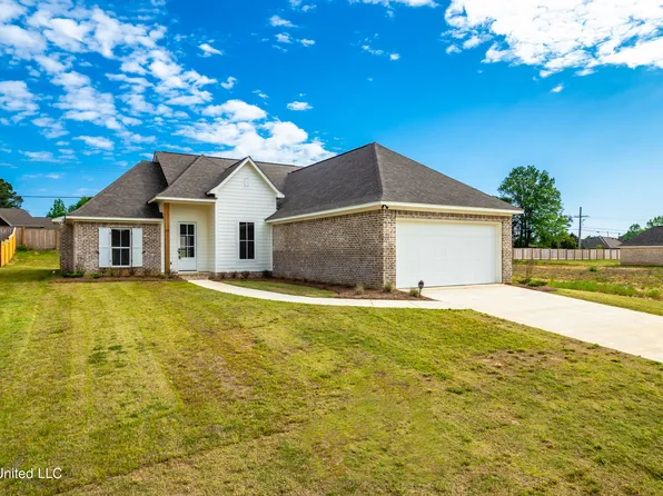 210 Baleigh Dr, Canton, MS 39046