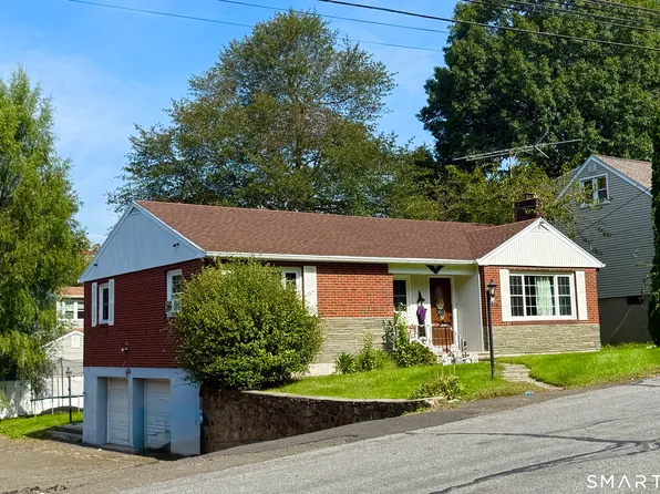 406 Lakeside Drive, Bridgeport, CT 06606