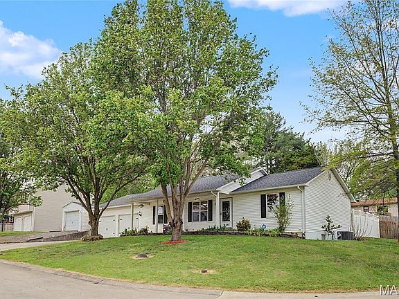 2nd image of 236 Alpine Dr