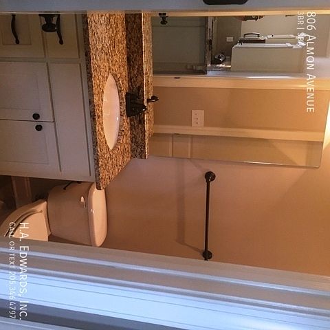 1st image of 806 Almon Ave