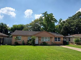 209 W Obion Rd, Houston, TX 77076