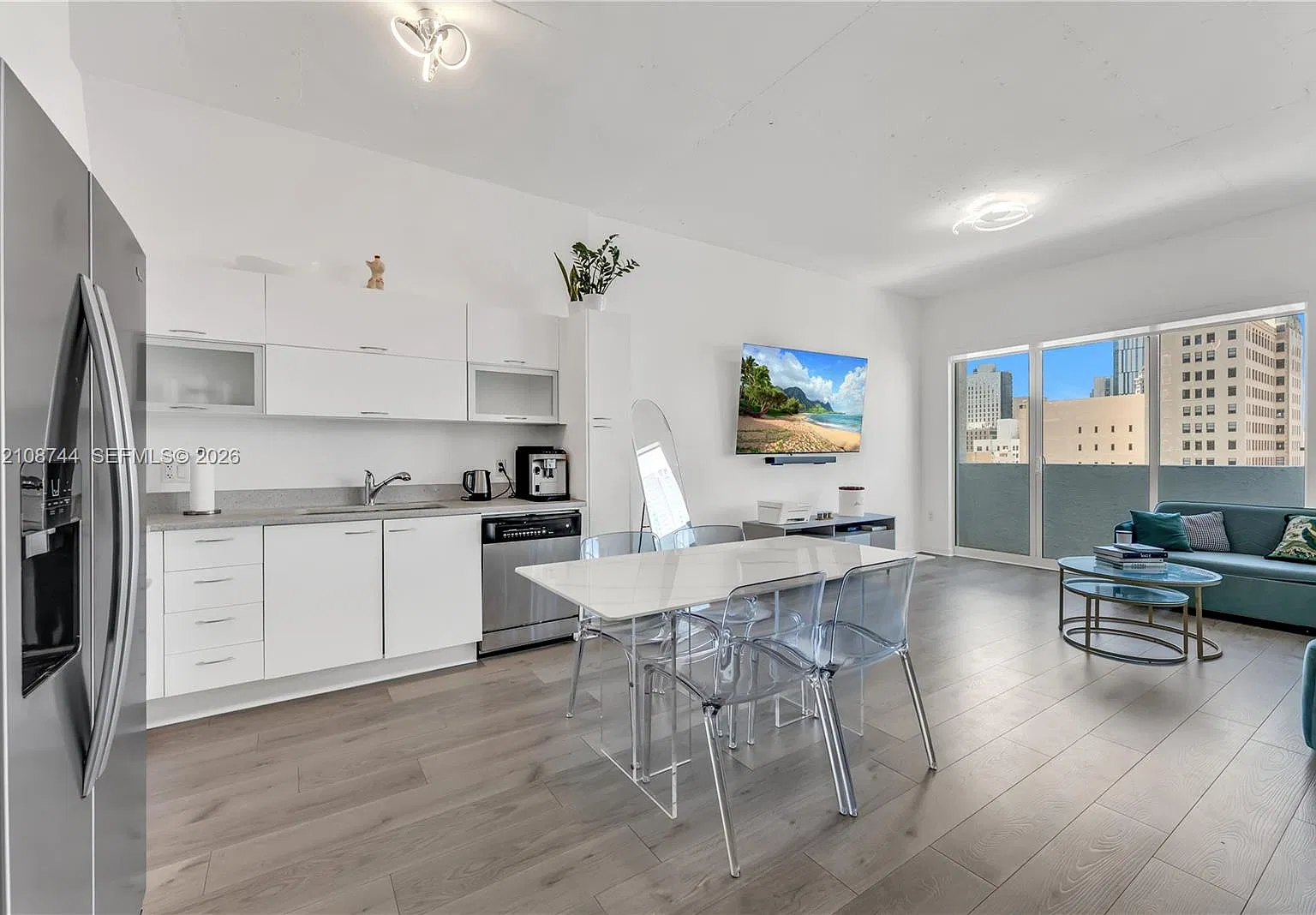 The Loft Downtown Ii Cond — Photo 3
