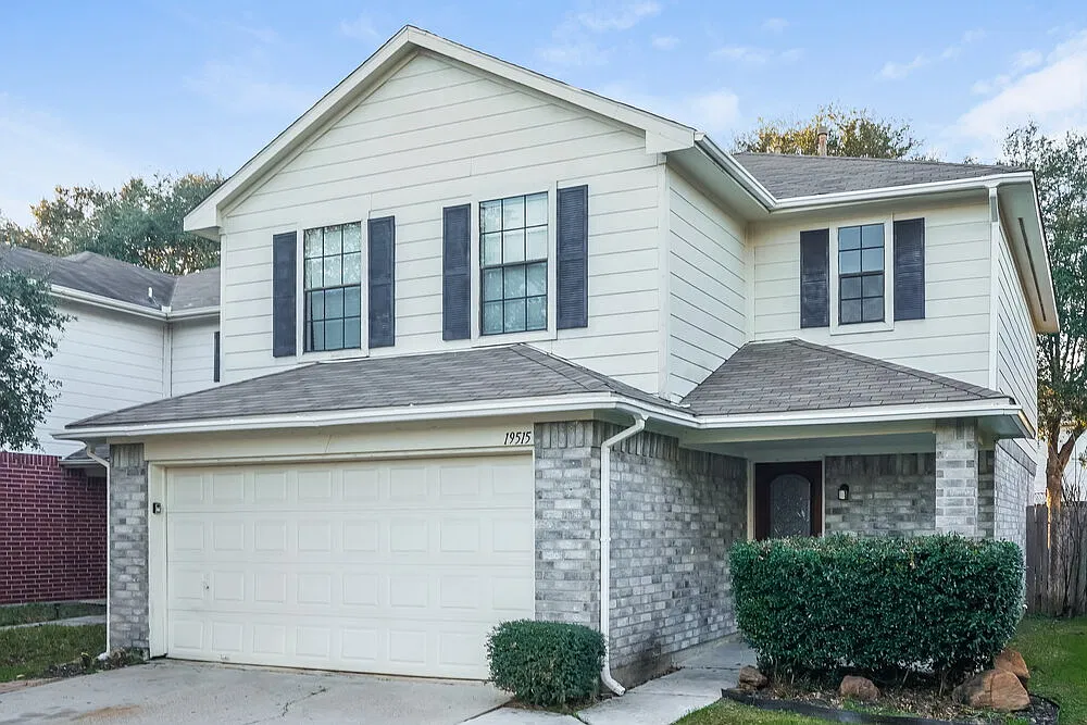 3 bed, 2.5 bath, 1690 sqft, $1,880 — Photo 4