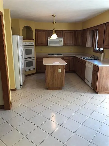 Building Photo - 816 Graywyck Dr