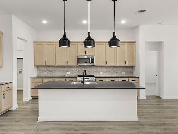 3rd image of 1424 Eagle Meadow Trl