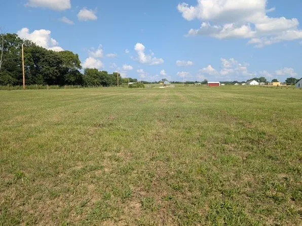25415 Shoemaker Rd, Circleville, OH 43113