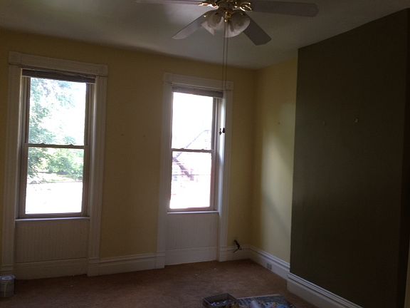 3rd image of 3635 Russell Blvd