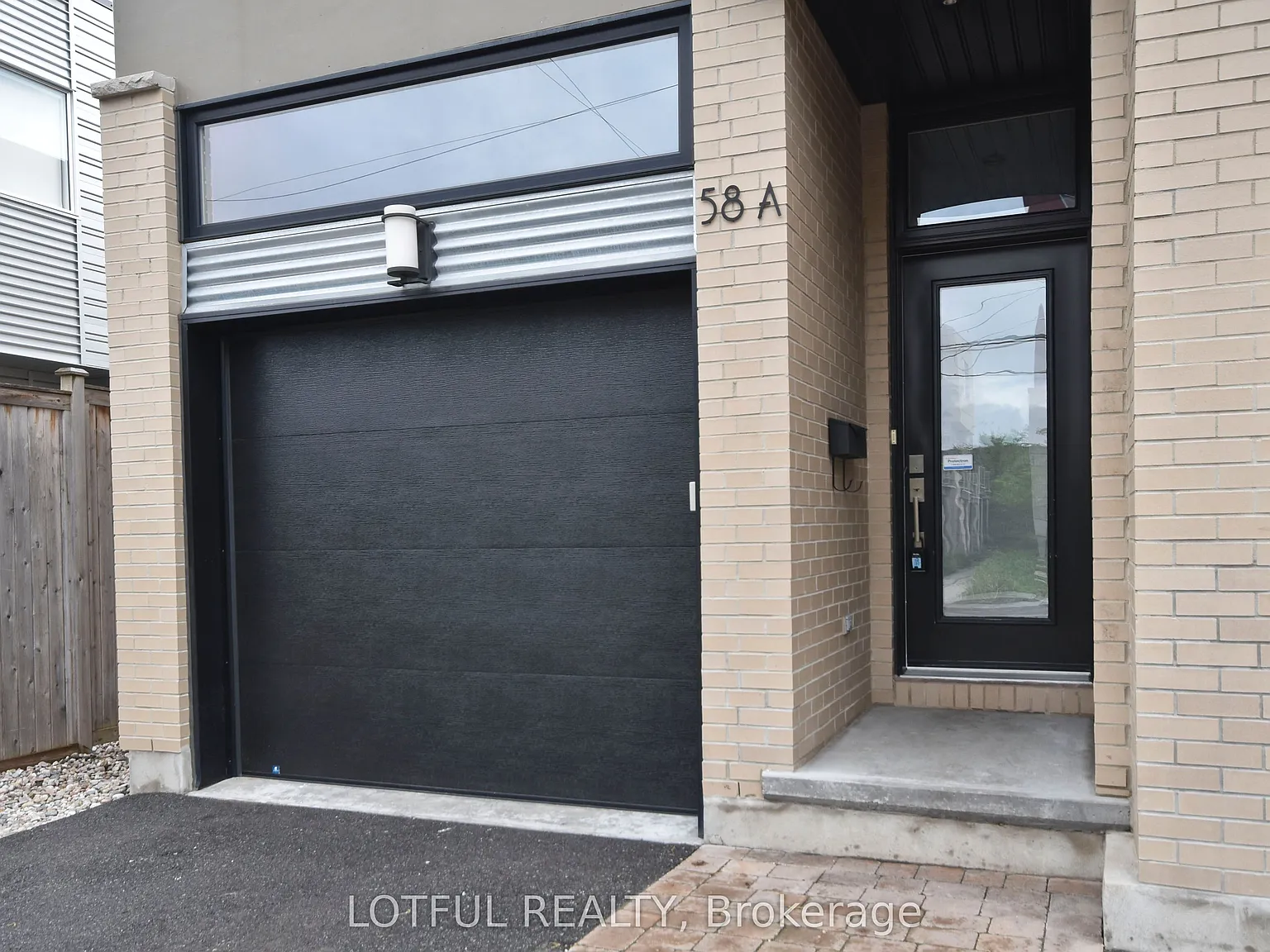 3 bed, $4,300 — Photo 2
