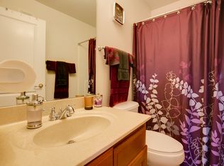 2128 Cedar Grove Trl, Eagan, MN 55122