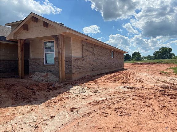 3rd image of 2737 Juneberry Ln